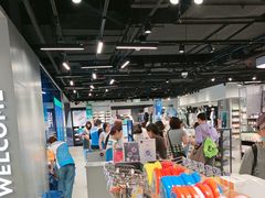 -迪卡侬(环球港店)