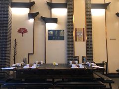 -仁虎老火锅(黄泥磅店)