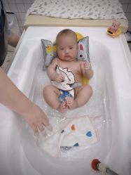 -Pony Baby宝尼婴幼儿游泳SPA馆