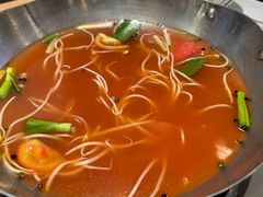 -王奋斗贵州酸汤牛肉火锅