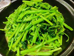 虾酱空心菜-蠔友汇·海鲜·生蚝烧烤(大东店)