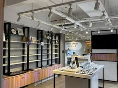 -瑞司视光眼镜·蔡司战略合作眼镜店(新街口店)