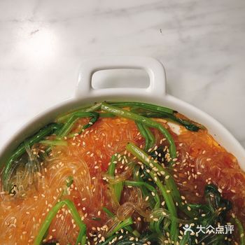 菜谱｜媲美大厨的热拌菠菜粉丝