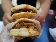 牛肉烧饼（多肉）-穆得·老周家牛肉烧饼(普利街店)