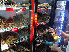 -钢管厂五区小郡肝串串香(奥克斯广场锦城万达店)