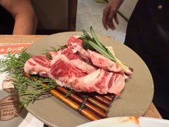 -草家酱蟹炭火烤肉店(珲春南路一店)