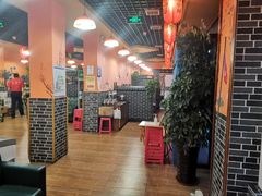 -王老六铁锅炖鱼(华阳路店)
