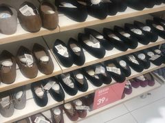 -优衣库(北京万柳华联购物中心店)