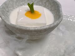 杏汁豆腐-富淳饭店(陆家嘴保利广场店)