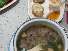 -小杨生煎(黄河路美食休闲街店)
