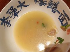 -李犟大爆鳝面·手工蟹黄包(湖滨西湖店)