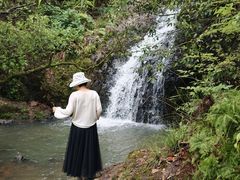 -百丈飞瀑