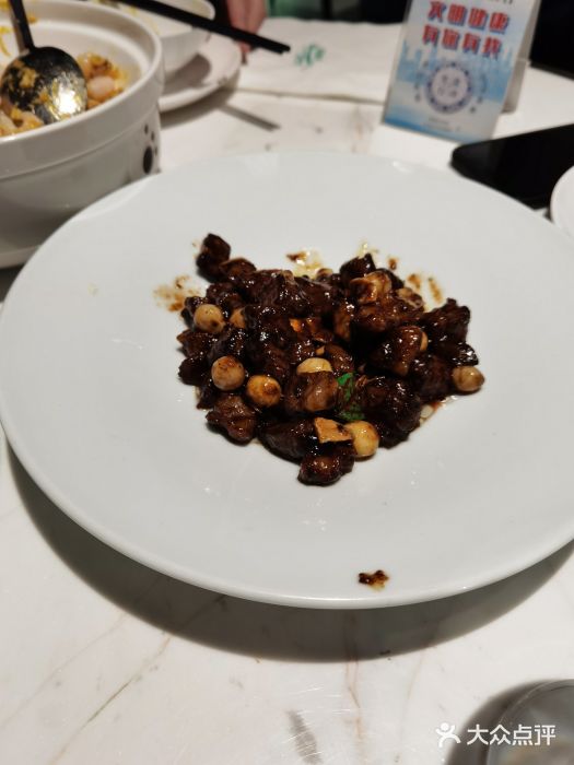 黑松露蒜香牛肉粒