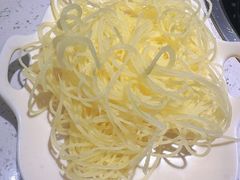 -三人行骨头王火锅(长寿店)