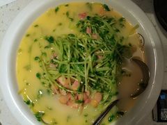 -江渔儿酸菜鱼·拔草餐厅(虎门君乐汇店)