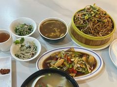 -博望坡饭店(宜山路店)