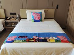 -西安大雁塔科技大学地铁站亚朵酒店