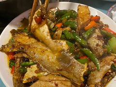 -鸿顺老铁锅美蛙鱼府(解放碑店)