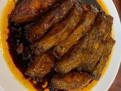 烧蝶鱼-巷子深菜馆·津门肘子(滨海店)