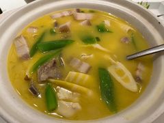 -泓历皇朝酒店(东亭店)