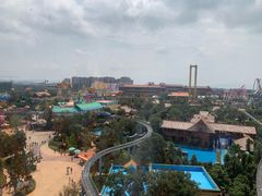 -七彩云南欢乐世界