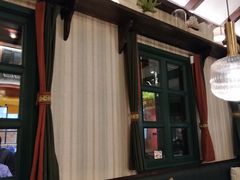 -永旺黄岛购物中心