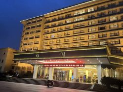 -华东饭店·园林式婚礼宴会厅酒店