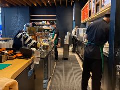 -星巴克(广州南站A18检票口楼上)