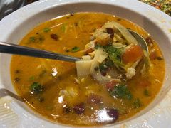 酸笋煮鱼-纳兰傣雀傣味餐厅