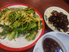 -聚首堂·特色小吃·肘子(什刹海德胜门店)