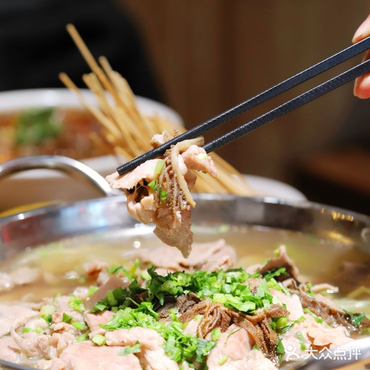 打卡魔都正宗乐山美食排队王!