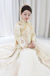 -禕·愫白婚纱商店