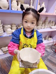 -泥娃娃DIY陶吧(易生活购物公园店)