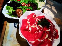 -老牌坊云南鱼豆花火锅(嵩山店)