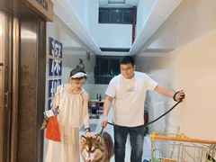 -笨猪青年旅舍(西乡地铁站店)