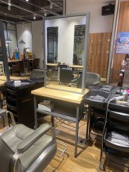-Mentor Hair Salon