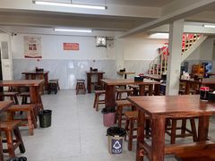 大堂-宝瑞门钉肉饼店