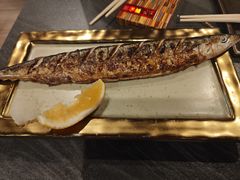 -吉屋·炭烧酒场·秋冬功夫奶汁河豚鱼锅