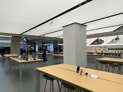 -华为授权体验店(中山公园来福士)