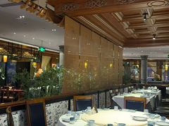 -八府香鸭·啫啫煲(华山路店)