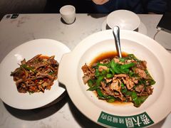-费大厨辣椒炒肉(万家丽一店)