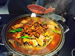 -辣尚瘾·烤鱼·新川菜(牡丹园直营店)