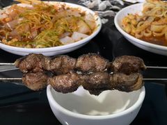 -烤肉小伙烤肉店