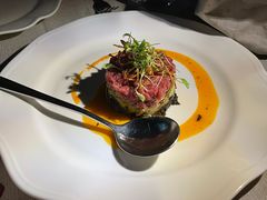 牛肉塔塔配牛油果黑橄榄酱-Solo(衡山路店)