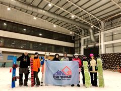 -乔波室内滑雪场