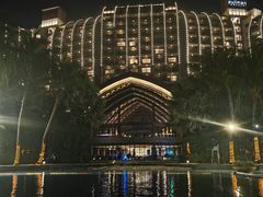-三亚湾海居铂尔曼度假酒店