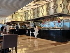 -圣丰索菲特·2 On 988 Café 自助餐厅