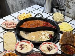 -贰回巷火锅馆(钟楼店)