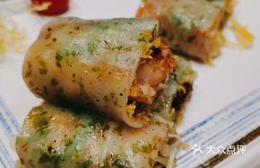 Green Seaweed Golden Sauce Sausage