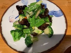 山茶油炒远郊时蔬-顺承小院儿